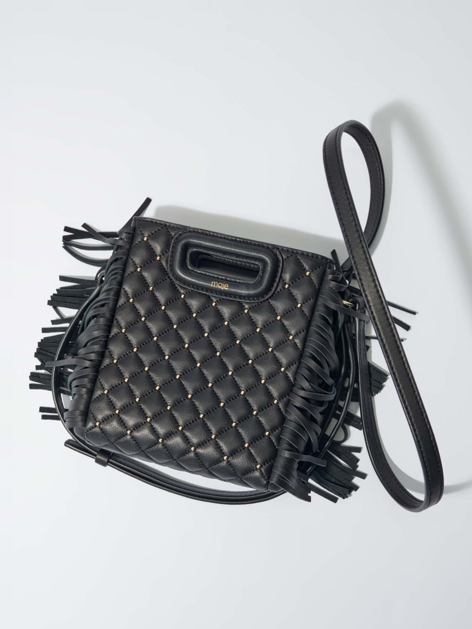 M-Tasche aus Leder mit Nieten